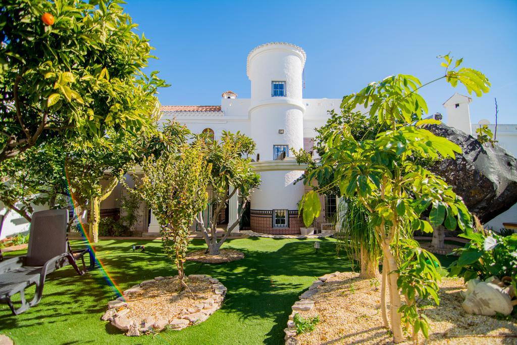 16:9 Los Molinos Suites Almería Szoba fotó